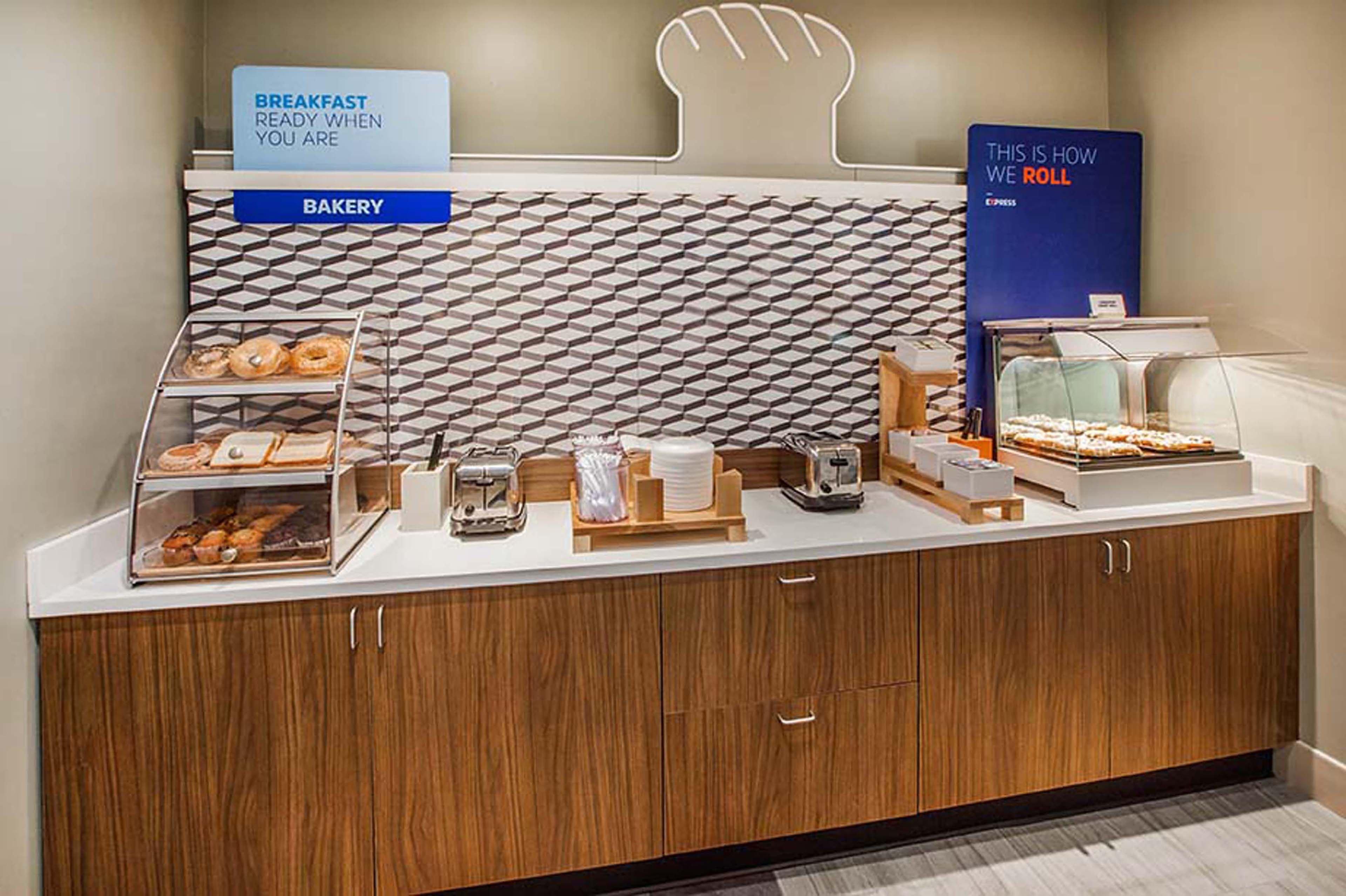 Holiday Inn Express & Suites Fort Worth North - Northlake By Ihg Экстерьер фото